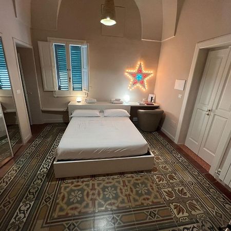 La Naca Della Taranta B&B Галатина Экстерьер фото