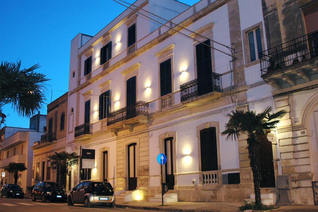 La Naca Della Taranta B&B Галатина Экстерьер фото