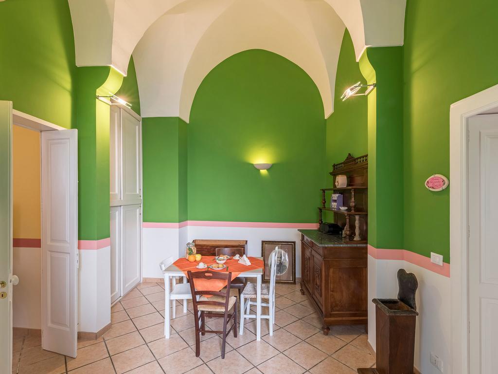 La Naca Della Taranta B&B Галатина Экстерьер фото